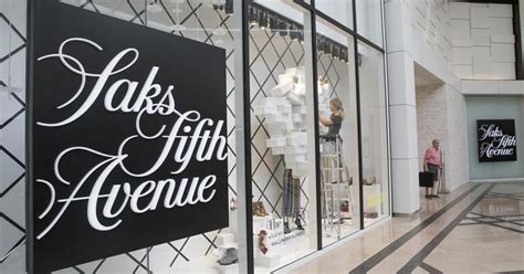 toronto realtor suing gucci saks over eyeliner|Toronto realtor suing Gucci, Saks over eyeliner she  .